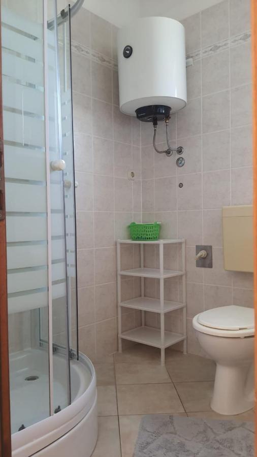 Apartments Irena Божава Экстерьер фото