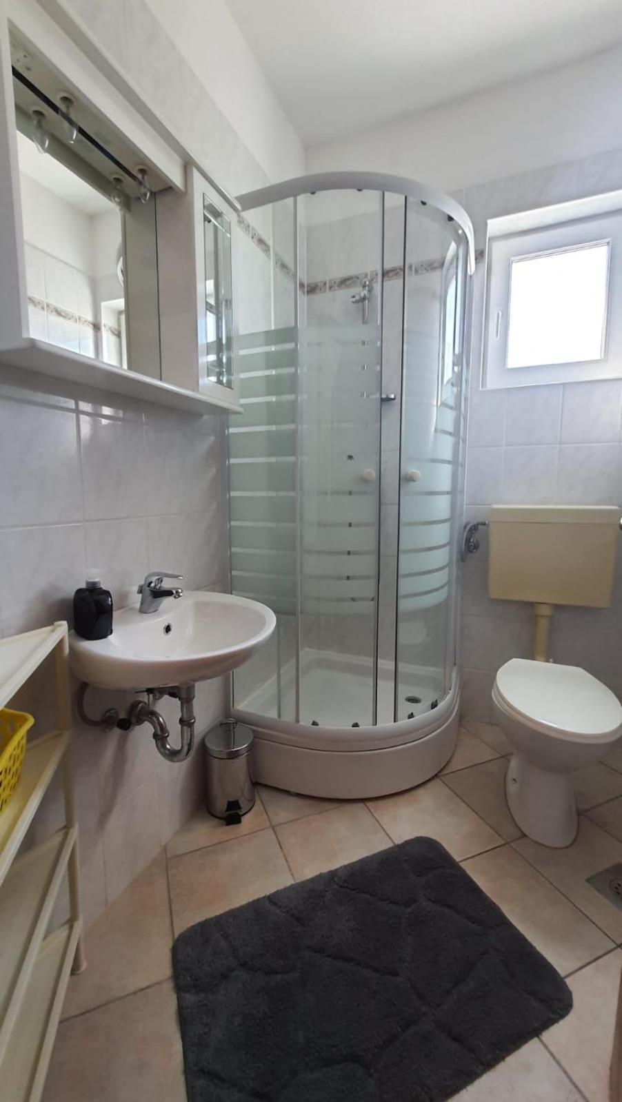 Apartments Irena Божава Экстерьер фото