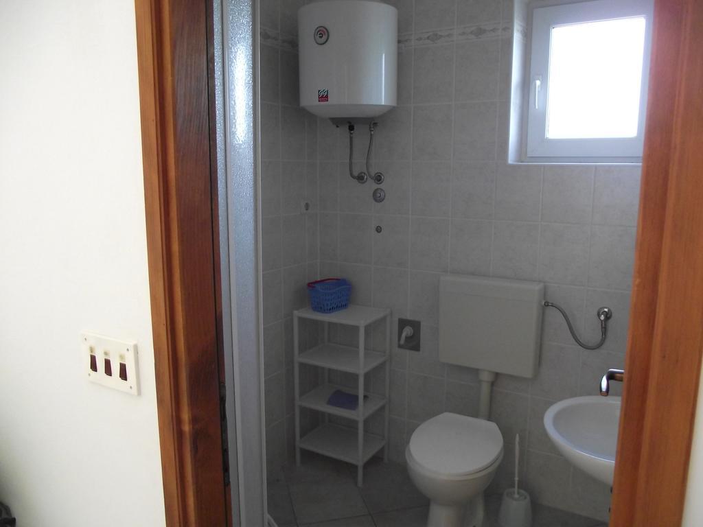 Apartments Irena Божава Экстерьер фото